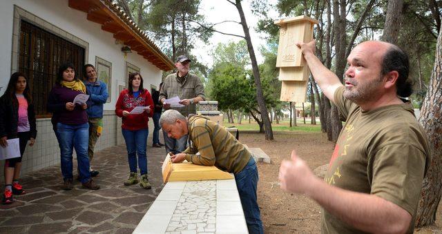 Les Jornades del Millars aborden la construcció de refugis per a rates penades