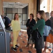 L’UJI visita l’Ajuntament per a conéixer el funcionament de l’àrea d’Atenció a la Ciutadanía i Proximitat