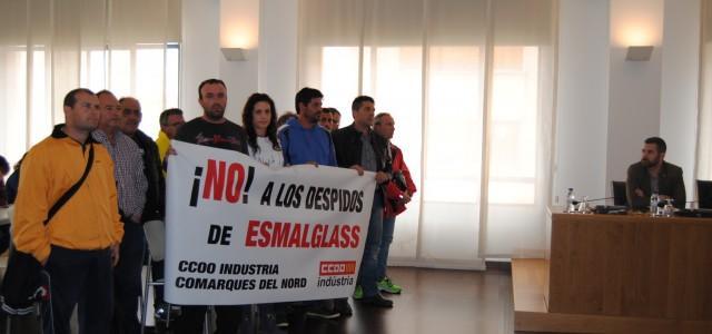 El Ple mostra el seu recolçament als acomiadats d’Esmalglass