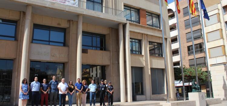 Vila-real guarda tres minuts de silenci en condemna de l’últim cas de violència masclista a Torrevieja