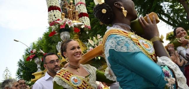 Les festes de la Mare de Déu de Gràcia acaben amb l’ofrena de flors, la processó de retorn i l’actuació dels Sírex