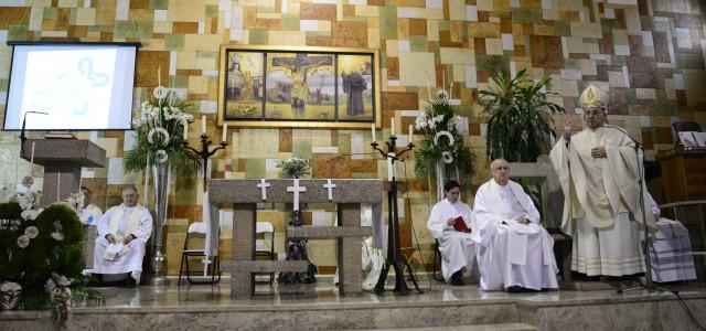 Els actes religiosos i un dinar multitudinari copen la celebració dels 50 anys de l’església de Santa Sofia