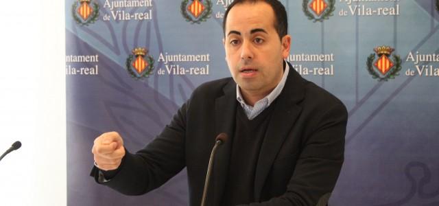 El PP acusa a l’alcalde Benlloch de tancar l’any devent desenes de factures a pimes de Vila-real i de fora