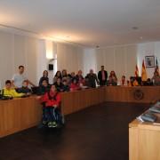 Els alumnes del Centre d’Educació Especial La Panderola visiten l’Ajuntament