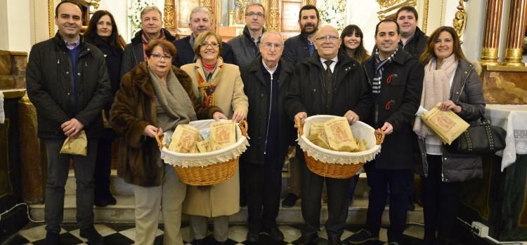 L’ermita acull el repartiment dels panets beneïts per Sant Antoni