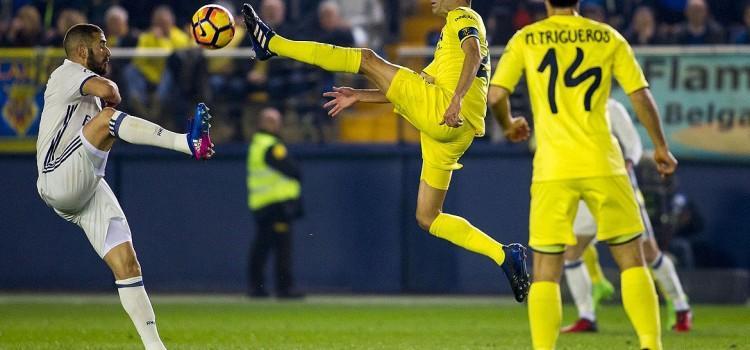 Les decisions arbitrals i les lesions priven al Villarreal d’emportar-se un bon resultat enfront del líder (2-3)