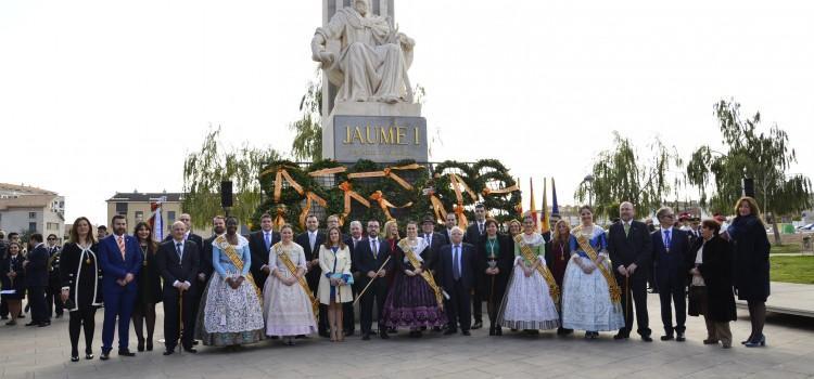 Vila-real celebra els actes centrals de les Festes Fundacionals amb l’ofrena al Rei Jaume