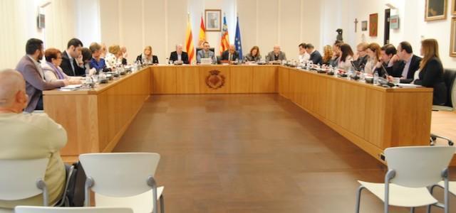 El Ple aprova per unanimitat l’adhesió al manifest del 8 de març i el nomenament de la Reina i les Dames de 2017