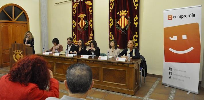Representants de Compromís analitzen la situació actual de la dona en la taula redona ‘Un compromís amb la igualtat’