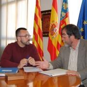 Benlloch es compromet a portar a Sanitat les peticions d’Alcer Castalia per crear un centre d’hemodiàlisi a La Plana