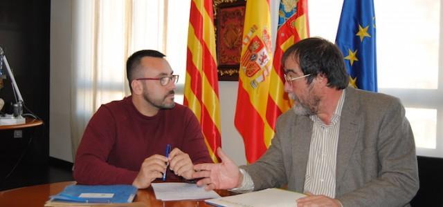 Benlloch es compromet a portar a Sanitat les peticions d’Alcer Castalia per crear un centre d’hemodiàlisi a La Plana