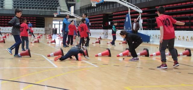 Un centenar de xiquets participen en la Jornada de Pilota Valenciana Multiesport Escolar