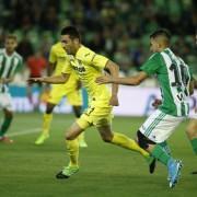 Un gol d’Adrián López serveix perquè el Villarreal trenque la mala ratxa en el camp del Betis (0-1)