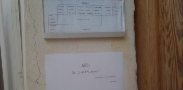 Cs lamenta que l’Oficina de Turisme “agafe vacances del 13 al 17 d’abril, Setmana Santa”