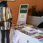 La UNED aconsegueix 150 quilos de solidaritat durant la Fira de Llibre de Vila-real