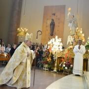 La ciutat dóna el tret d’eixida al dia gran en honor del Patró amb la missa pontifical a la Basílica