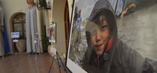 Vila-real inaugura l’exposició fotogràfica ‘Derechos de una infancia refugiada: Reconstruir la niñez’