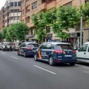 Una disputa familiar obliga a Policia Local i Nacional a mobilitzar-se a un habitatge enfront de l’Escultor Ortells