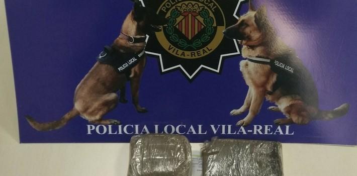 Detenen un veí de Vila-real que portava dues plaques de haixix amagades dins del cotxe