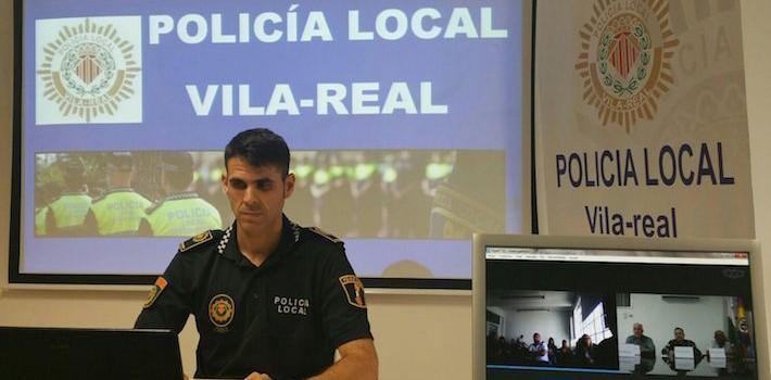 La Policia Local intervé per videoconferència en un curs universitari de resolució de conflictes a Colòmbia