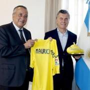 El president d’Argentina rep el Villarreal CF abans del partit davant el Boca Juniors