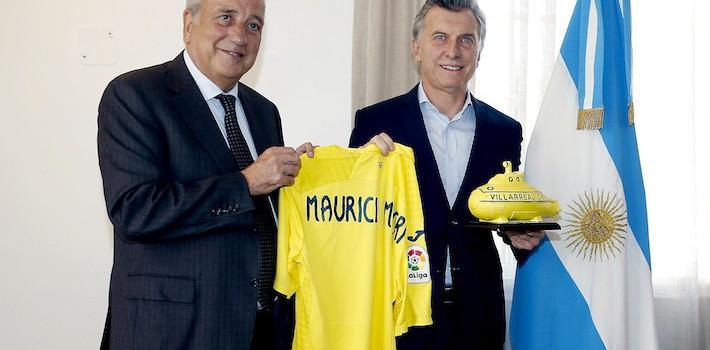 El president d’Argentina rep el Villarreal CF abans del partit davant el Boca Juniors