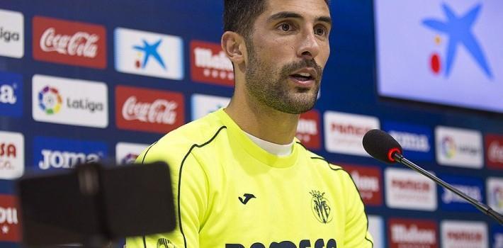 Álvaro González diu que el Villarreal “ha d’estar a dalt” perquè té plantilla per a açò