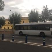 Cs lamenta que dues setmanes després de l’inici del curs l’alumnat de l’UJI no tinga bus 