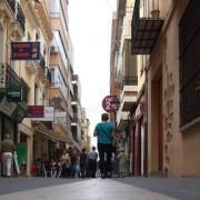 Vila-real amplia el servei de recollida de cartó comercial porta a porta