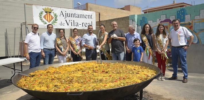 La ciutat celebra la Festa de la Tercera Edat amb una paella monumental i un ball amb orquestra per als seus majors