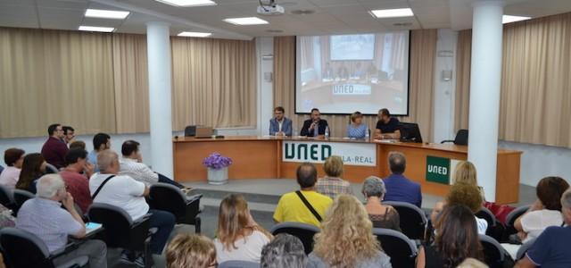 Arranquen les Conferències Blanques de la UNED amb una xarrada sobre la Llei de Dependència