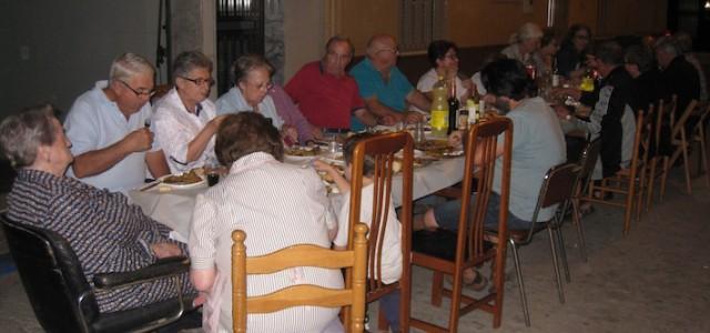 Els veïns del carrer de la Mare de Déu del Tremedal celebren les seues festes