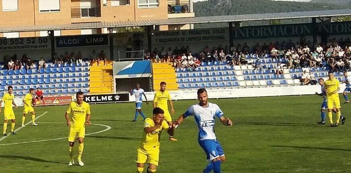 El Villarreal B aconsegueix un treballat punt contra l’Alcoià jugant amb deu 49 minuts