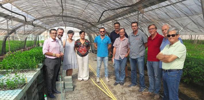 Sancho pren nota del projecte de banc de micorizes desenvolupat al viver de Beniplant a Peníscola 