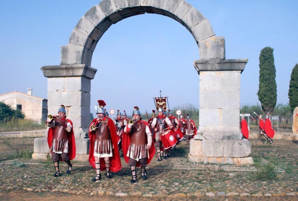 Guàrdia Romana de la Sang de Vila-real desfila Cabanes