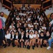 53 escolars de la Consolació visiten l’Ajuntament i coneixen la història de Vila-real