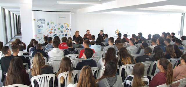 Alumnat de 4t d’ESO participa en les jornades científiques ‘Connecta amb la ciència’ a la BUC