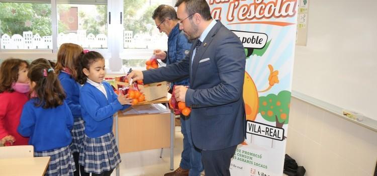 Els xiquets i xiquetes gaudiran per tercer any dels beneficis de consumir ‘Taronges a l’escola’