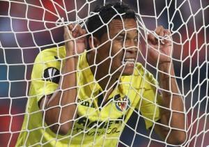 Villarreal's Colombian forward Carlos Bacca reacts after scoring during the UEFA Europa League group A football match Slavia Prague v Villarreal in Prague on November 2, 2017.  / AFP PHOTO / MILAN KAMMERMAYER        (Photo credit should read MILAN KAMMERMAYER/AFP/Getty Images)