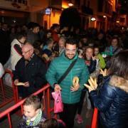 Vila-real celebra hui la Matxà amb el repartiment de 4.000 rotllos i l’encesa de la foguera de Sant Antoni