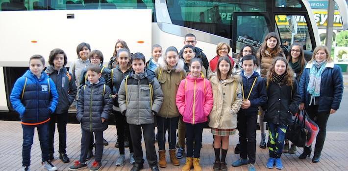 Els 20 alumnes del Consell de Xiquets i Xiquetes visiten el Fòrum de treball del Consell de la Infància a València