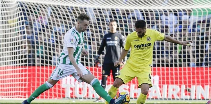 El Villarreal posa fi a la seua gran ratxa en el camp del Betis on ha jugat una hora amb un futbolista menys (2-1)