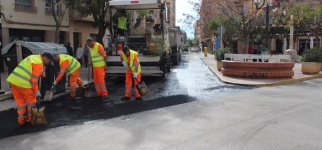 Arranquen els treballs d’asfaltat i neteja de camins rurals i vies urbanes amb una inversió de 371.000 euros 