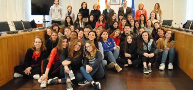 L’alumnat italià d’intercanvi en l’IES Francesc Tàrrega visita Ca la Vila