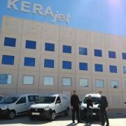 KERAjet, capdavanter en impressió digital ceràmica, renova la seua flota amb la gamma Dacia