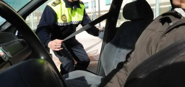 La Policia Local interposa 51 sancions en la campanya de control de l’ús del cinturó i  sistemes de retenció infantil