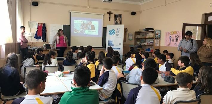 El projecte Aula-Empresa de la Fundació Globalis promou la cultura de la innovació al col·legi Carmelites