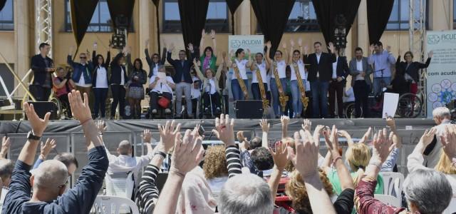 ‘Acudim al carrer!’ visibilitza a les dones amb discapacitat i els majors prenen el Centre de Congressos