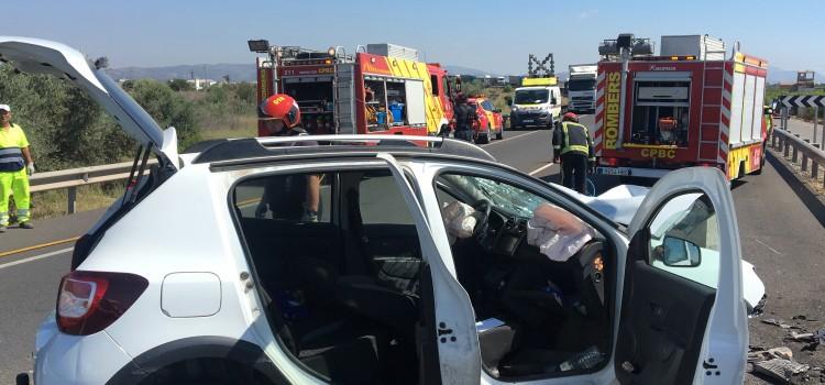 Mor una dona de 32 anys en un accident de trànsit en la N-340 al seu pas per Vila-real