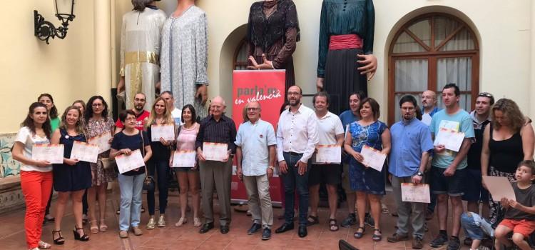 22 voluntaris i aprenents del Voluntariat pel valencià de 2019 a Vila-real reben els diplomes acreditatius